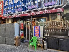 -老东镇啤酒屋海鲜加工·蒸汽海鲜·海鲜烧烤(台东店)