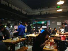 大堂-范贤光鸡公煲(平乐园总店)