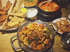 炸鸡翅一半一半-富乐满韩国正宗炸鸡韩国料理(虹泉路店)