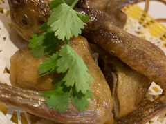 盐焗乳鸽-万山楼海鲜酒家·二十三年老字号