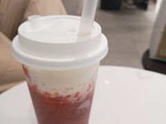 芝芝莓莓桃-喜茶(杭州滨江宝龙店)
