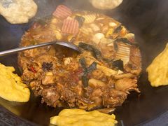 地锅鸡-鲁员外地锅鸡地锅鱼(古墩路店)