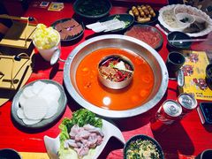 -谭鸭血老火锅(万象九宜城店)