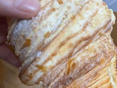 黄金流奶羊角-麦田工坊(月湖店)