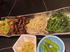 -山川小町·极番烧肉(新地假日广场店)