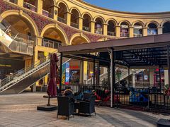 -王府井奥莱临潼小镇(临潼店)