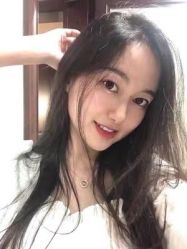-时尚殿堂明星门店