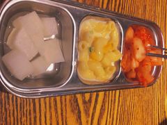 -吴草鸡爪오초닭발韩食堂(融恒盈嘉中心店)