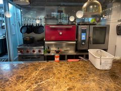 -LESCEDARS  Bistro香柏树(外滩店)