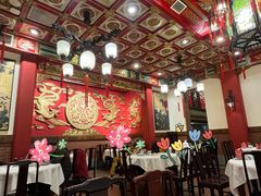 -梅龙镇酒家(南京西路总店)
