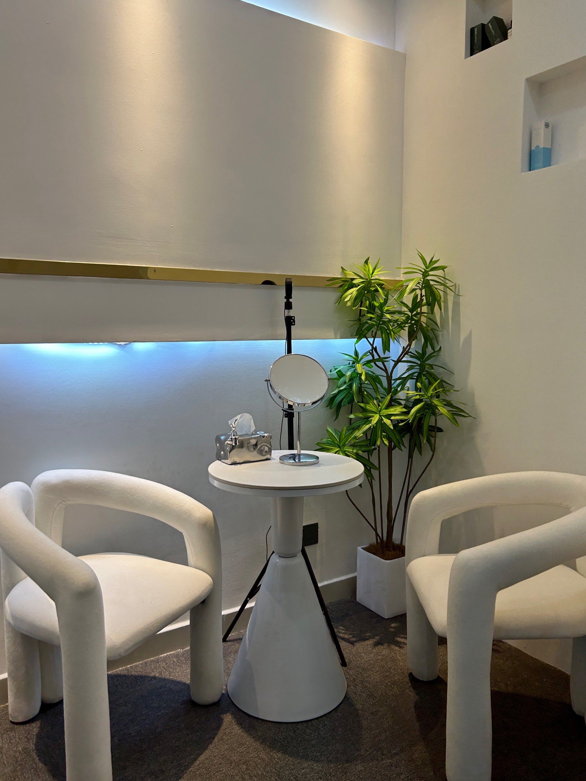 谦和国际皮肤管理