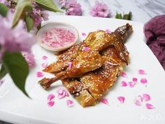 -蜜桃餐厅·伴山(绿宝广场店)