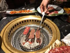 -山川小町·极番烧肉(新地假日广场店)