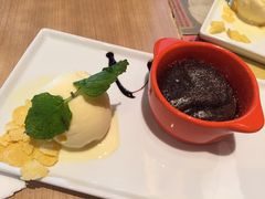 -必胜客(漕宝路店)