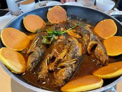 -关东小磨东北菜(上海长风大悦城店)