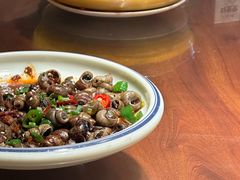 -川流不息·地道川菜·小龙虾(松东路店)