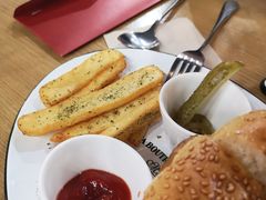 -HELLO 27 意面·沙拉·帕尼尼