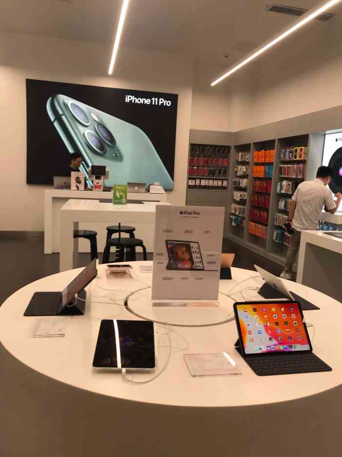 apple授权专营店·t-world(大悦城店)-"这家数码店就在中国浙江省杭州
