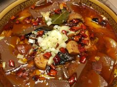 -金牌餐厅·天津菜·八珍豆腐·老爆三(瓷房子店)