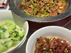 -湘阁里辣(沙井华润万家店)