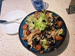 烤肉肠芒果沙拉-BE BRIGHT KITCHEN(正佳广场店)