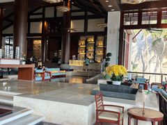 -亚龙湾喜来登·美景台大堂吧