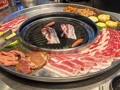 -哈哈碳都·牛肋条无限自助烤肉(台江万达店)