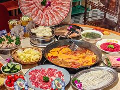 -朱光玉火锅馆(龙阳广场店)
