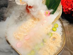 -海派悦庭·海胆烧麦·新融合菜(凯德广场店)