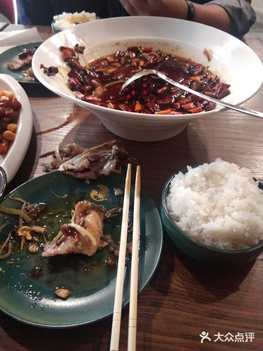 虾元素品质川菜毛血旺图片