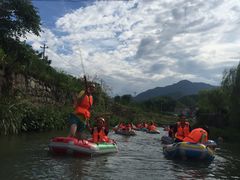 -仙山谷激浪漂流