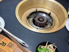 -沸炉重庆老火锅(军事博物馆店)