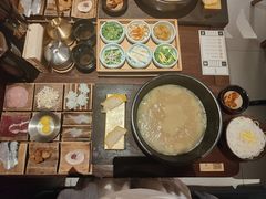 -银米·云南传统过桥米线(双廊黑金冠店)