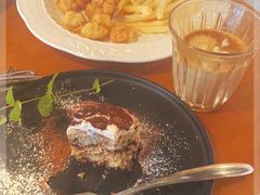 -花神咖啡馆(文汇路店)