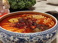 -泓历皇朝酒店(东亭店)