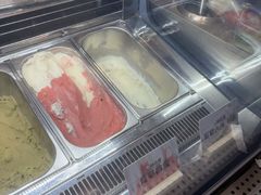 -极拉图·现制冰淇淋(大卫城店)