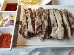 招牌手抓羊肉-燕兰楼·清真西北融合菜(亚运村店)