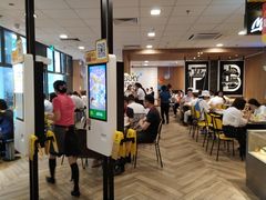 -麦当劳(华融店)