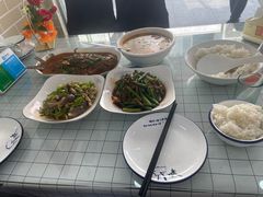 -月落乌啼餐馆