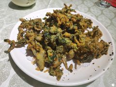 炸花椒芽儿-华盛园卷子王农家菜水库鱼