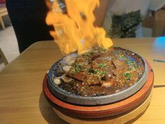 -蜜桃餐厅·伴山(绿宝广场店)