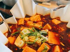 -穹六人间 people 6(岳阳路店)