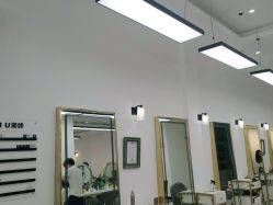 -IU潮牌·SALON