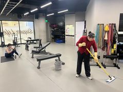 -超级猩猩健身·私教(上海体育场店)