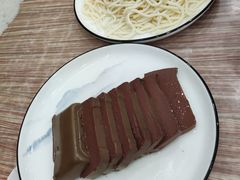 -潮汕牛肉火锅