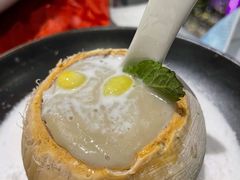椰盅白果芋泥-新加坡海鲜(国贸商城店)