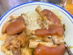 -明姨仔潮汕美食·碳炉猪脚·汕尾牛腩饭·起片鸡煲(起义路店)