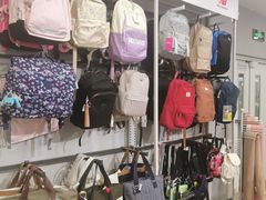 -唯品会(北京国瑞城店)