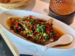 紫苏煎鱼-坛宗剁椒鱼头(河西王府井店)