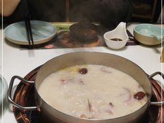 -洪氏嗨捞·猪肚鸡火锅(阳光天地店)